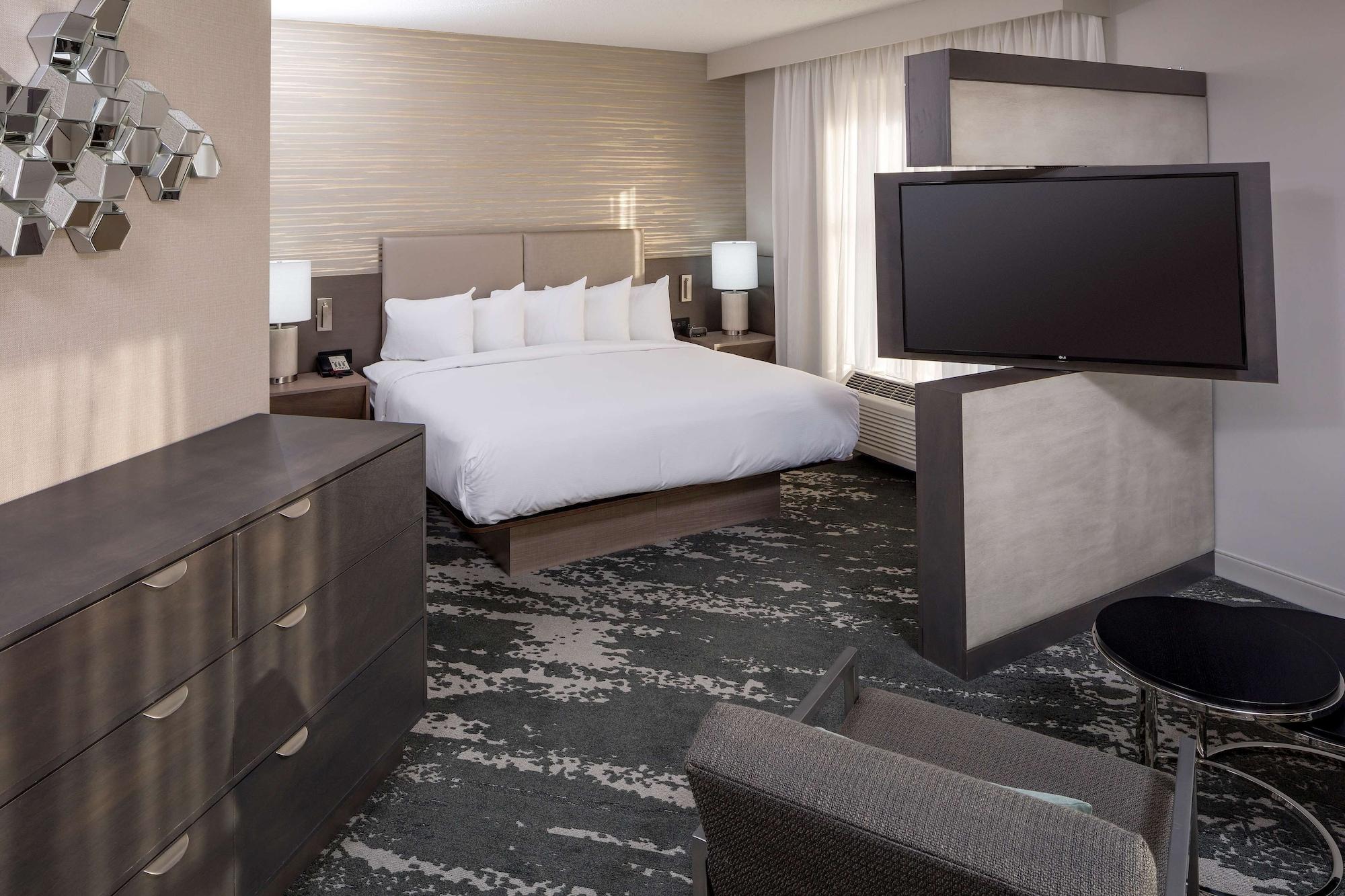 Готель Doubletree By Hilton Boston Logan Airport Челсі Екстер'єр фото