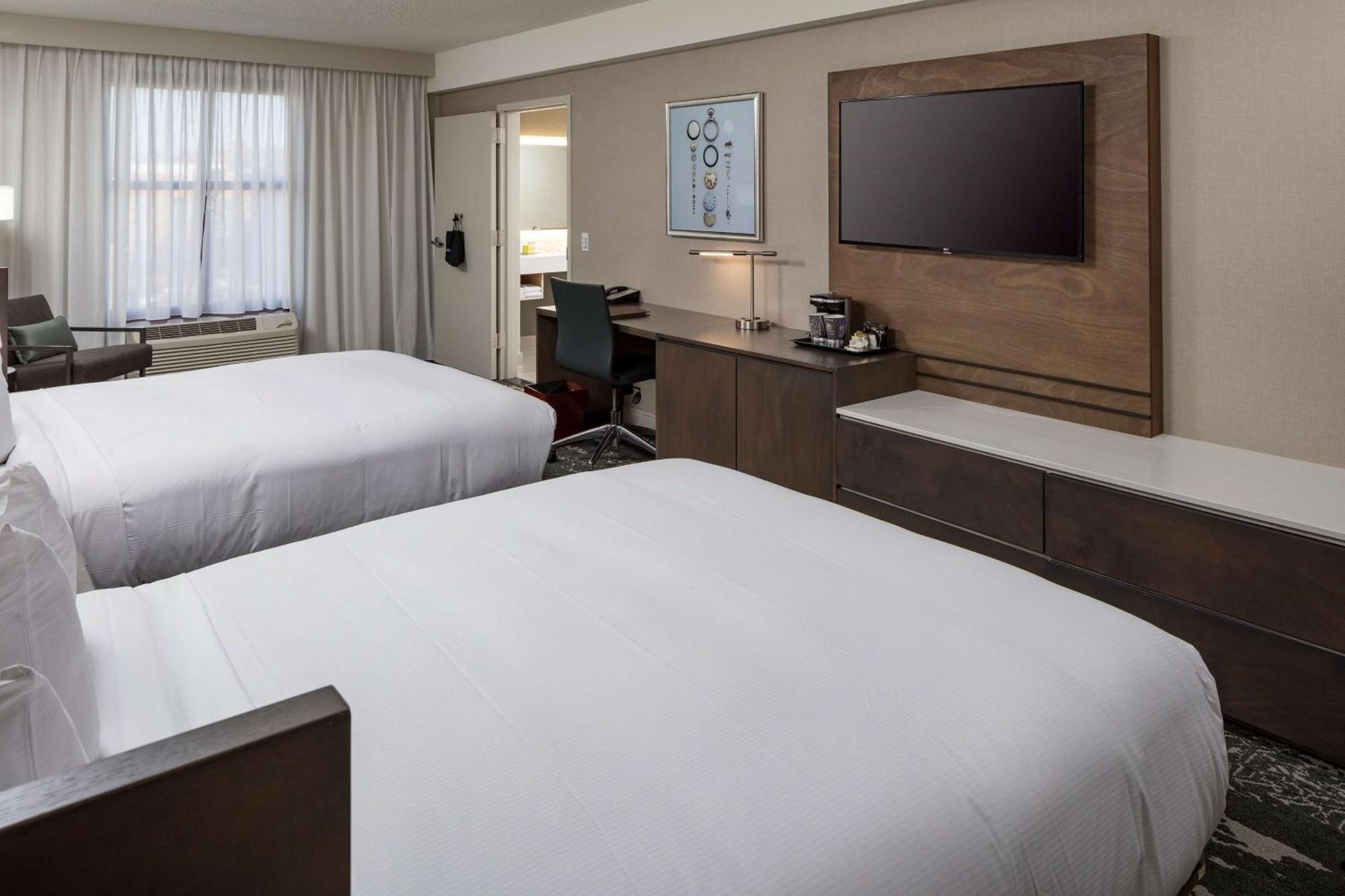 Готель Doubletree By Hilton Boston Logan Airport Челсі Екстер'єр фото